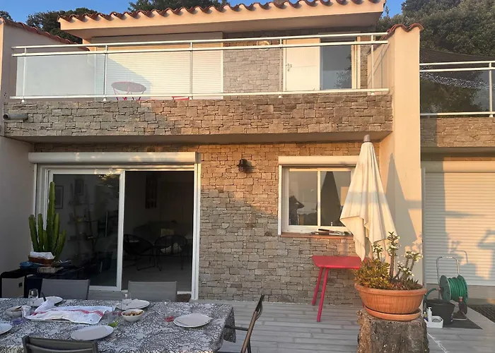 Prázdninový dům House With Splendid View - *